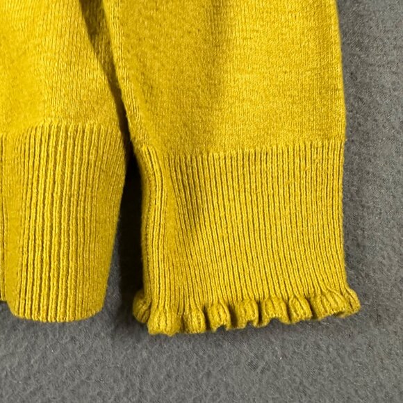 Candace Cameron Bure XS Green Button-Up Cardigan Ruffled Cuffs Lightweight - Picture 7 of 7